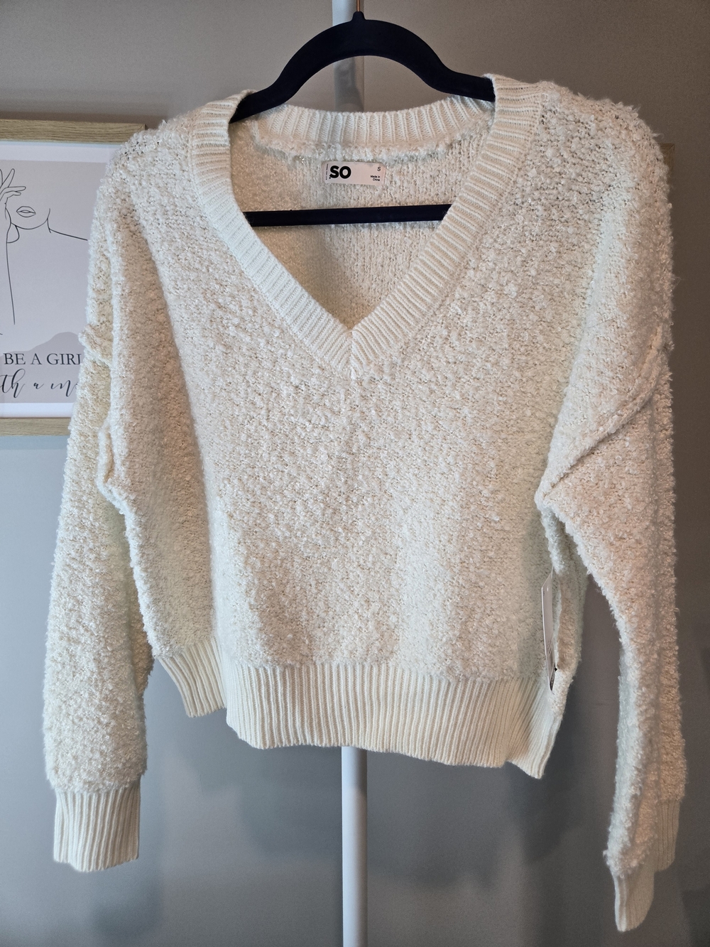 NWT Oversized SO Cream V-Neck Bouclé Sweater - Cozy Women's Pullover